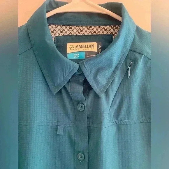 Magellan Outdoors Men's Turquoise Fish Gear Button Up Shirt - Picture 3 of 7